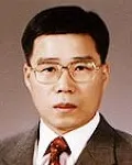 (전직)은행인인 허헌근의 대표 이미지