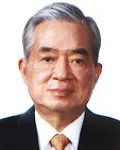 변호사, (전직)정무직공무원, (전직)판사인 안우만의 대표 이미지