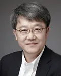 국회의원, 정당인, 대학교수인 강석훈의 대표 이미지