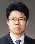 검사, (전직)변호사인 김정국의 대표 이미지