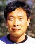 (전직)스포츠코치, (전직)축구선수인 유동관의 대표 이미지