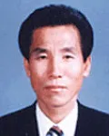 (전직)기초의회의원인 윤상철의 대표 이미지