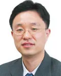 대학교수인 이시훈의 대표 이미지