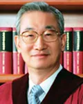 정무직공무원, (전직)판사인 이강국의 대표 이미지