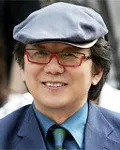 방송PD인 윤석호의 대표 이미지