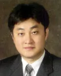 변리사인 김봉섭의 대표 이미지