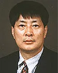이비인후과의사, 대학교수인 김상윤의 대표 이미지