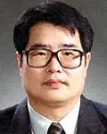 (전직)해부병리과의사, (전직)대학교수인 이민철의 대표 이미지