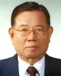 사회기관단체인, (전직)신문기자, (전직)기업인인 윤양중의 대표 이미지