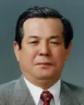 (전직)대학총장, (전직)대학교수인 윤형원의 대표 이미지