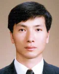 대학교수인 장용채의 대표 이미지