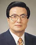 변호사, (전직)검사인 이건방의 대표 이미지