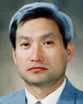 대학교수인 우무신의 대표 이미지