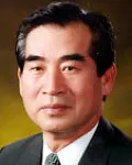 (전직)국회의원, (전직)방송기관단체인, (전직)신문인인 이긍규의 대표 이미지
