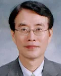 (전직)연구인, (전직)은행인인 정문건의 대표 이미지