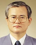 변호사, (전직)판사인 이보환의 대표 이미지