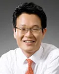 변호사인 윤성조의 대표 이미지