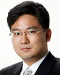 대학교수, (전직)변호사인 천경훈의 대표 이미지
