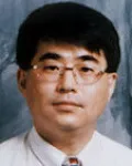 대학교수인 백남천의 대표 이미지