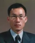 대학교수인 김기진의 대표 이미지