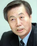 (전직)대학교수인 강성윤의 대표 이미지