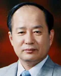 대학교수인 이윤오의 대표 이미지