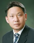 대학교수인 편석범의 대표 이미지