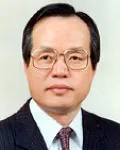 대학교수, (전직)기업인, (전직)신문기자인 이태교의 대표 이미지