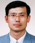 감정평가사인 송윤근의 대표 이미지