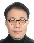 대학교수인 구만복의 대표 이미지
