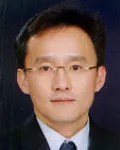 변호사인 강신봉의 대표 이미지