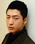 패션디자이너인 김성현의 대표 이미지