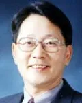 대학교수인 정종락의 대표 이미지