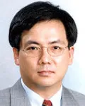 대학교수인 최형집의 대표 이미지