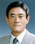언론인, 대학교수인 정충견의 대표 이미지