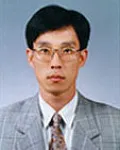 대학교수인 황인국의 대표 이미지
