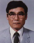 (전직)대학교수인 천경복의 대표 이미지