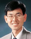 대학교수인 우남칠의 대표 이미지