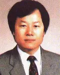 대학교수인 이화국의 대표 이미지