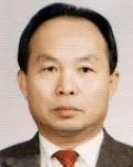 대학교수인 한규수의 대표 이미지