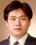 대학교수인 유태종의 대표 이미지