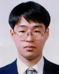 대학교수인 김윤칠의 대표 이미지