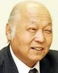 (전직)영화평론가, (전직)문학평론가, (전직)시인인 이영일의 대표 이미지