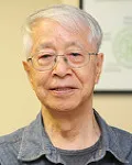 (전직)문학평론가, (전직)신문인, (전직)대학교수인 홍사중의 대표 이미지