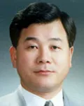 (전직)행정공무원인 김경성의 대표 이미지