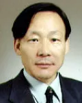 건축가인 이형기의 대표 이미지