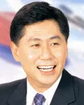 평론가인 유용화의 대표 이미지