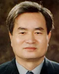 대학교수인 김용표의 대표 이미지