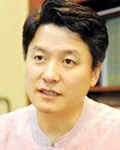 한의사, 대학교수인 윤성찬의 대표 이미지