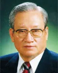 (전직)연구인, (전직)국회의원, (전직)대학총장인 장을병의 대표 이미지